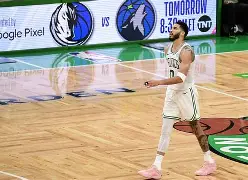 九游游戏中心官网-火箭队与雄鹿商谈阿德托昆博交易